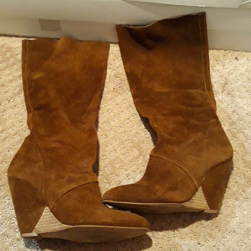 Women's boots